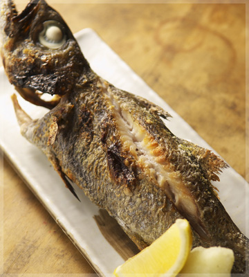 魚中亭>